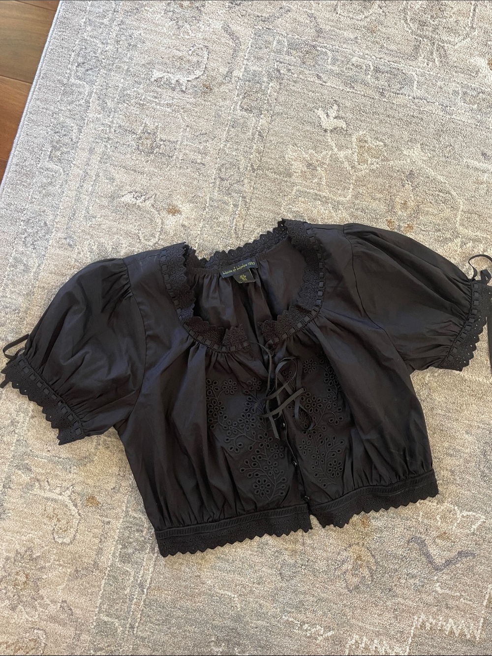 House of Harlow 1960 Black Lace-Trim Tie Front Crop Blouse